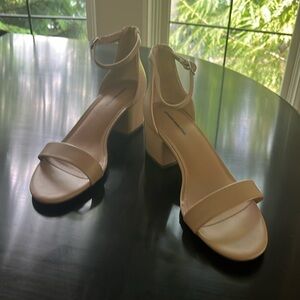 Women's block heeled, open toed, shoes. ankle strap. New, never worn, in box.